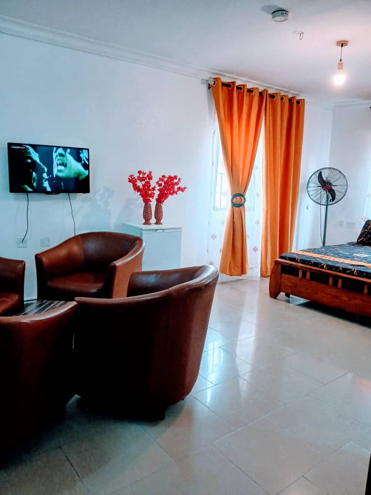 Luxury Lounge